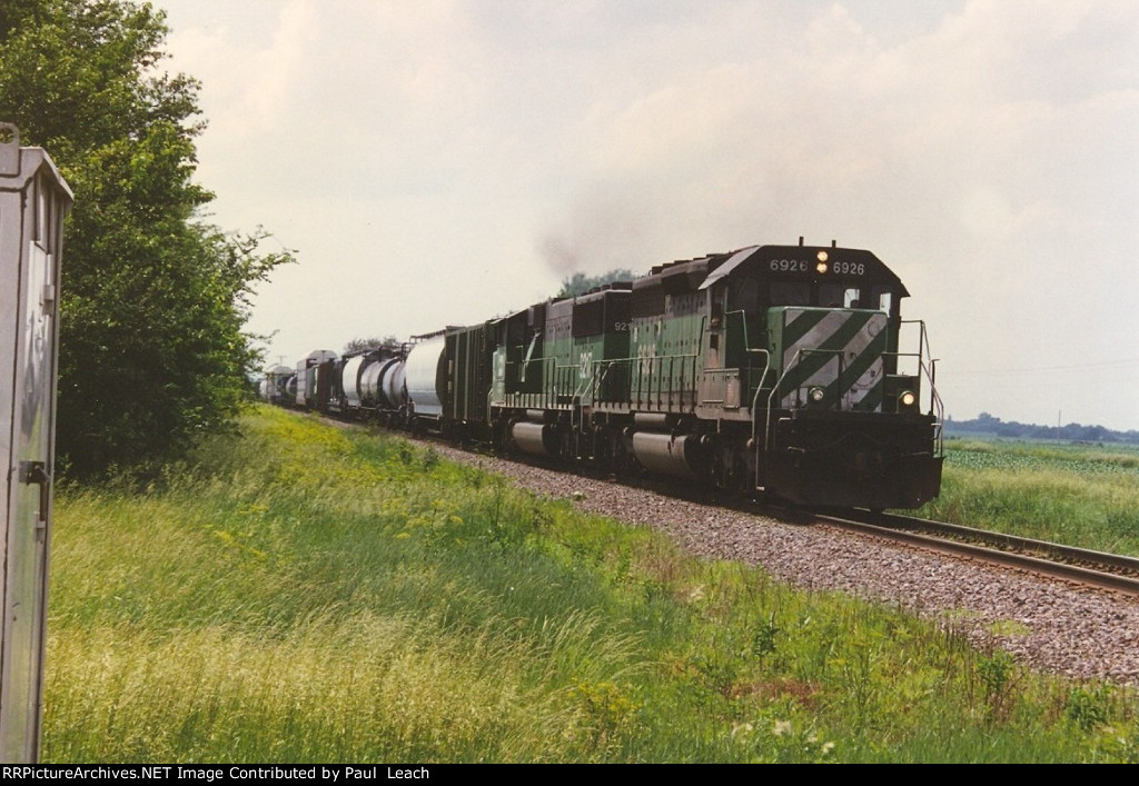 Manifest rolls east
